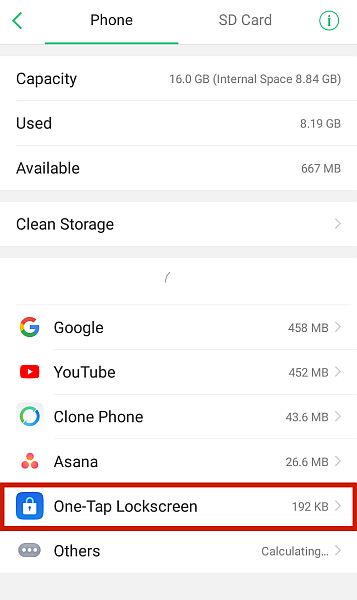Configurações de armazenamento do telefone Android com guia de aplicativo suspeito destacada