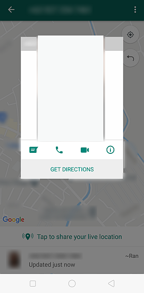 Opcje nawigacji do udostępnionej lokalizacji na żywo, jak widać w WhatsApp