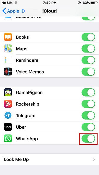 Whatsapp 토글 ​​버튼이 강조 표시된 iCloud 설정