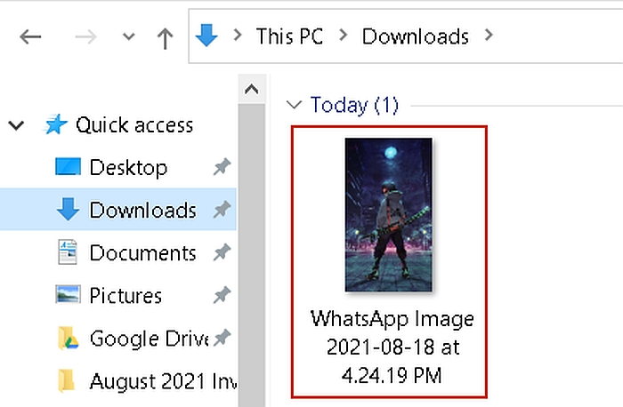 Del af et Windows Explorer-skærmbillede, der viser det downloadede whatsapp-billede