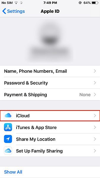Apple ID -asetukset, joissa icloud-vaihtoehto on korostettu